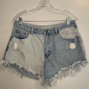 Rue21 Women's Size 12 Shorts Distressed High Rise Cotton Denim 3" Inseam Striped